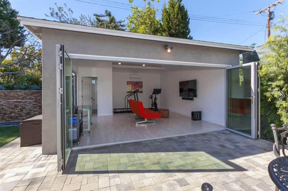 Adu garage conversion la
