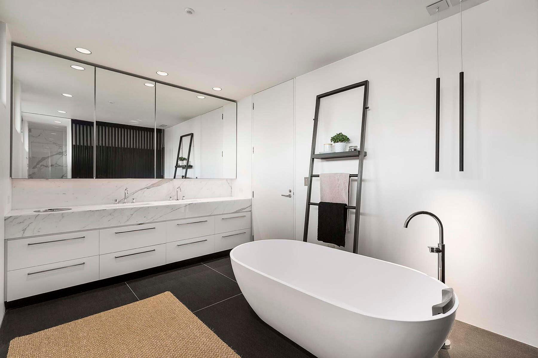 Bathroom remodel los angeles