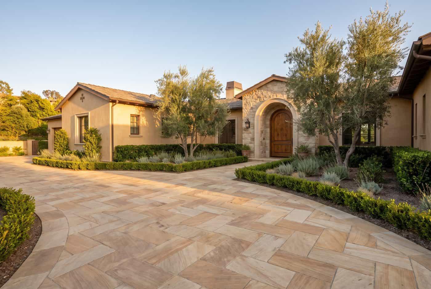 Pavers & Hardscape in Los Angeles